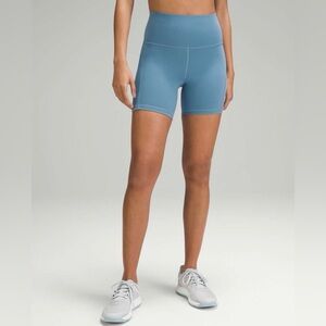 Lululemon Wunder Train Short w/ Pockets 6" Utility Blue size 6